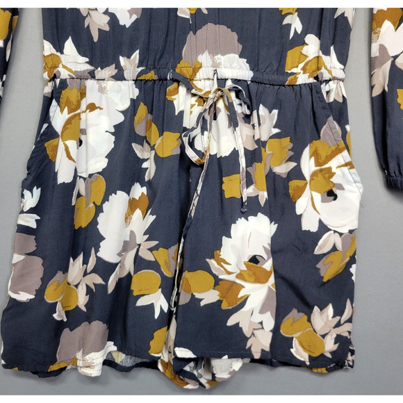 Old Navy Romper Shorts Womens Small Floral Long Sleeve Drawstring Waist Pockets - Picture 4 of 16
